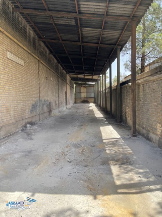 اجاره یک کارخانه 2000 متری