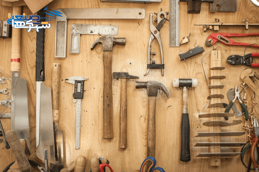 ابزار آلات صنعتی چیست؟ دسته بندی ابزار آلات صنعتی و کاربرد آن ها